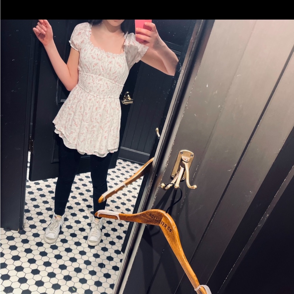hollister floral dress with built in shorts